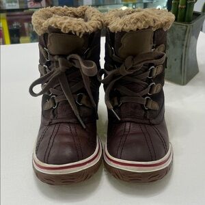 Pajar Brown Lace Up Boots with Cream Fur